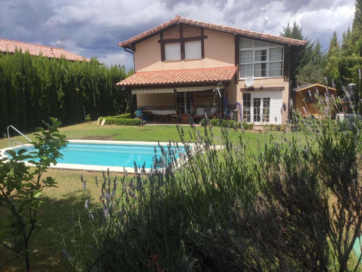 Vivienda El Olivo Con Piscina Privada Y Jardin. Villa Ayegui Eksteriør billede