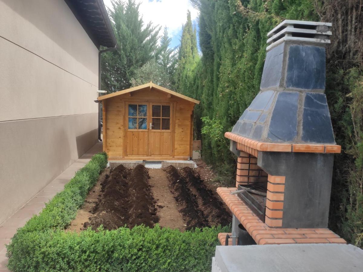 Vivienda El Olivo Con Piscina Privada Y Jardin. Villa Ayegui Eksteriør billede